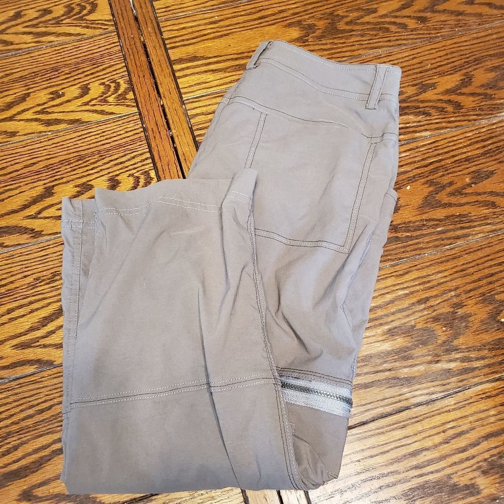 Title Nine khaki trail mix capri pants sz 2